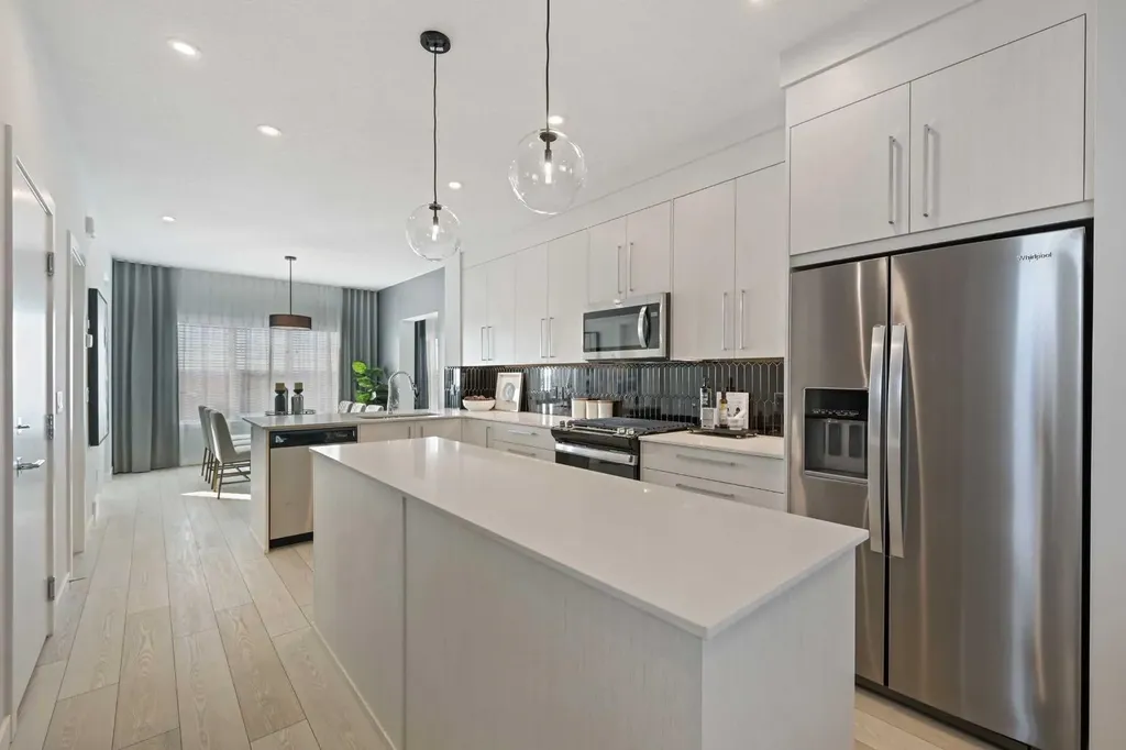 9941 Huxbury Drive NE Calgary AB T2A 8C3