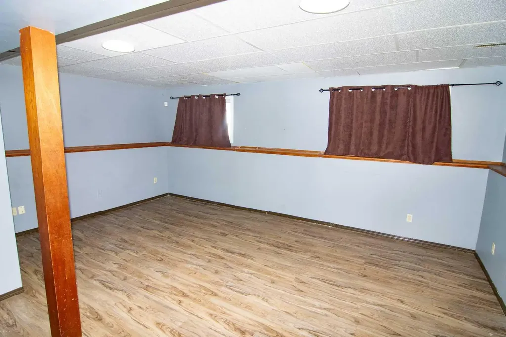 27 Taraglen Court NE Calgary AB T3J2M6