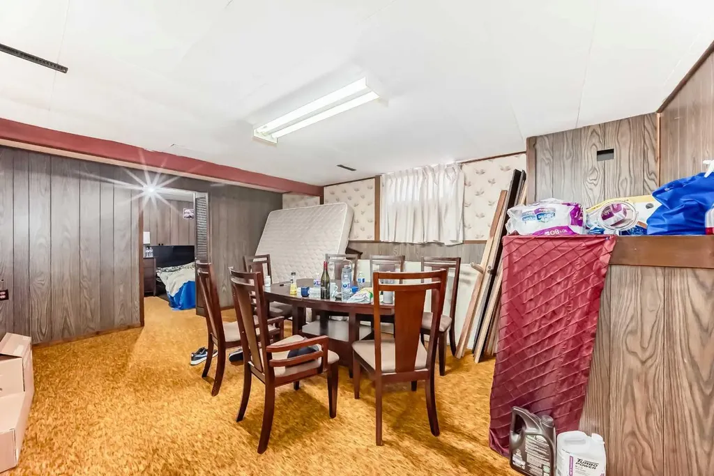 2106 24 Street S Lethbridge AB T1k 2M5