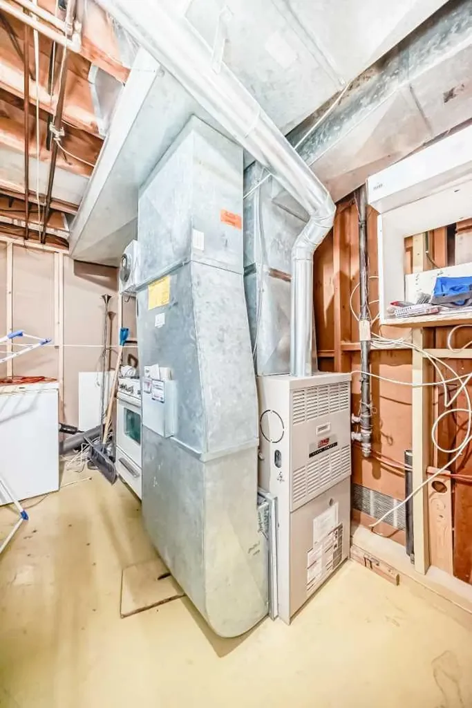 2106 24 Street S Lethbridge AB T1k 2M5