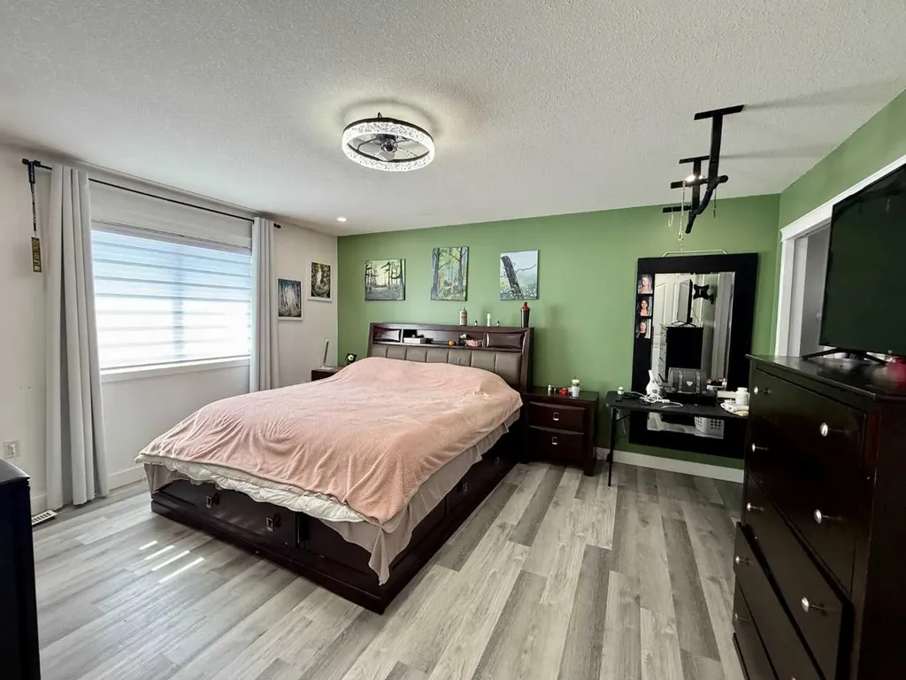 106 Atkinson Lane Fort Mcmurray AB t9j1g8