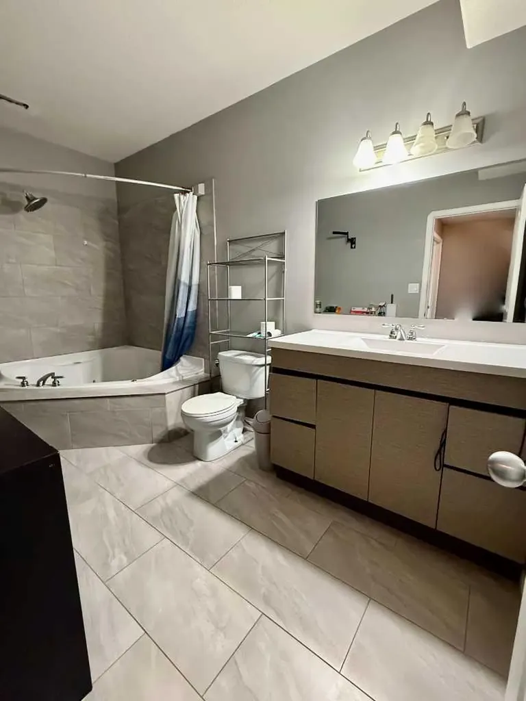 106 Atkinson Lane Fort Mcmurray AB t9j1g8