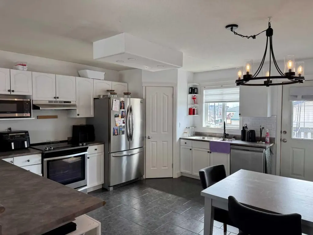 106 Atkinson Lane Fort Mcmurray AB t9j1g8