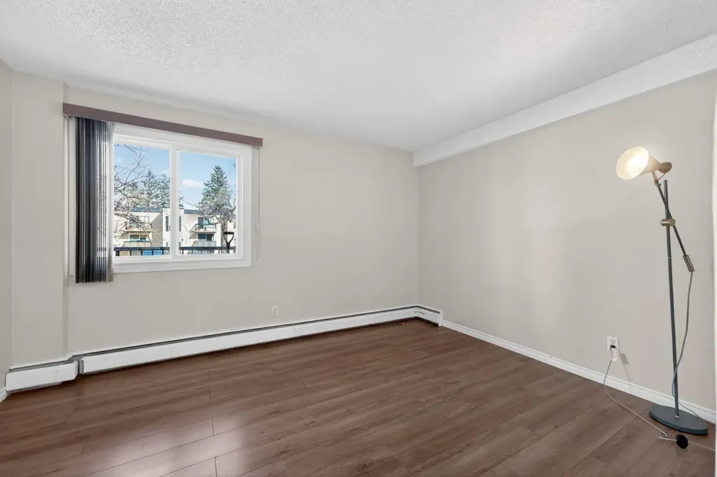 231 Heritage Drive SE Calgary AB T2H 1N1