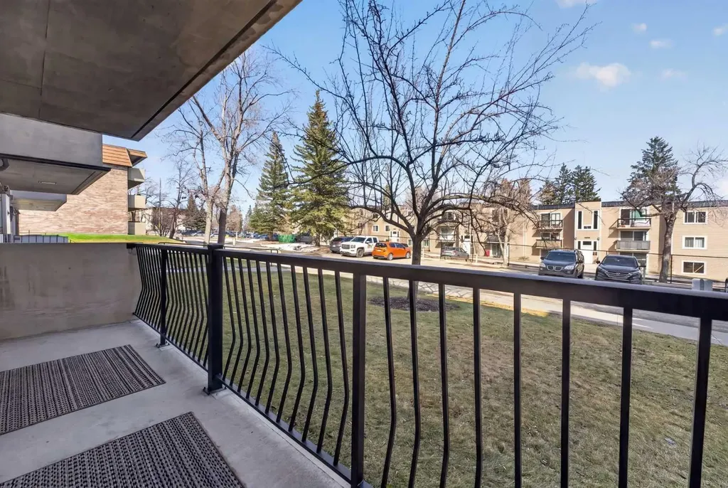 231 Heritage Drive SE Calgary AB T2H 1N1