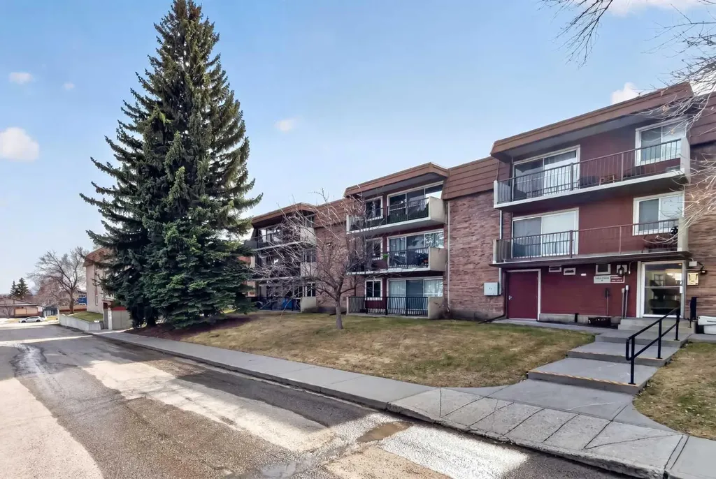 231 Heritage Drive SE Calgary AB T2H 1N1