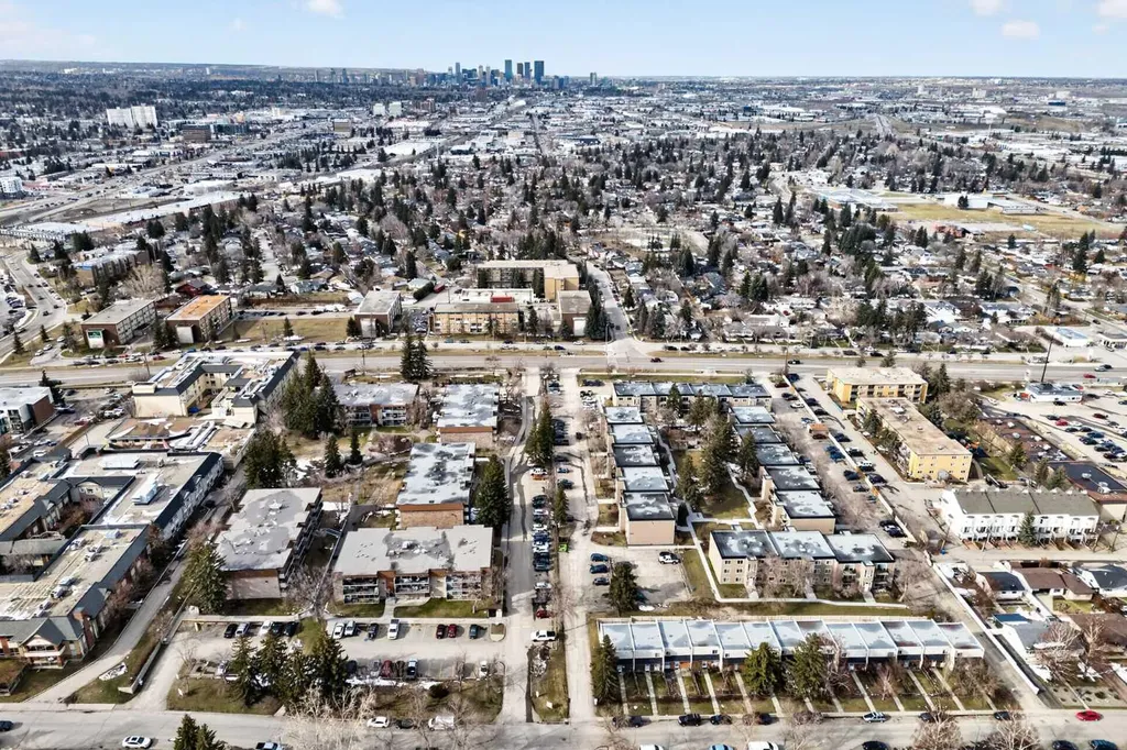 231 Heritage Drive SE Calgary AB T2H 1N1