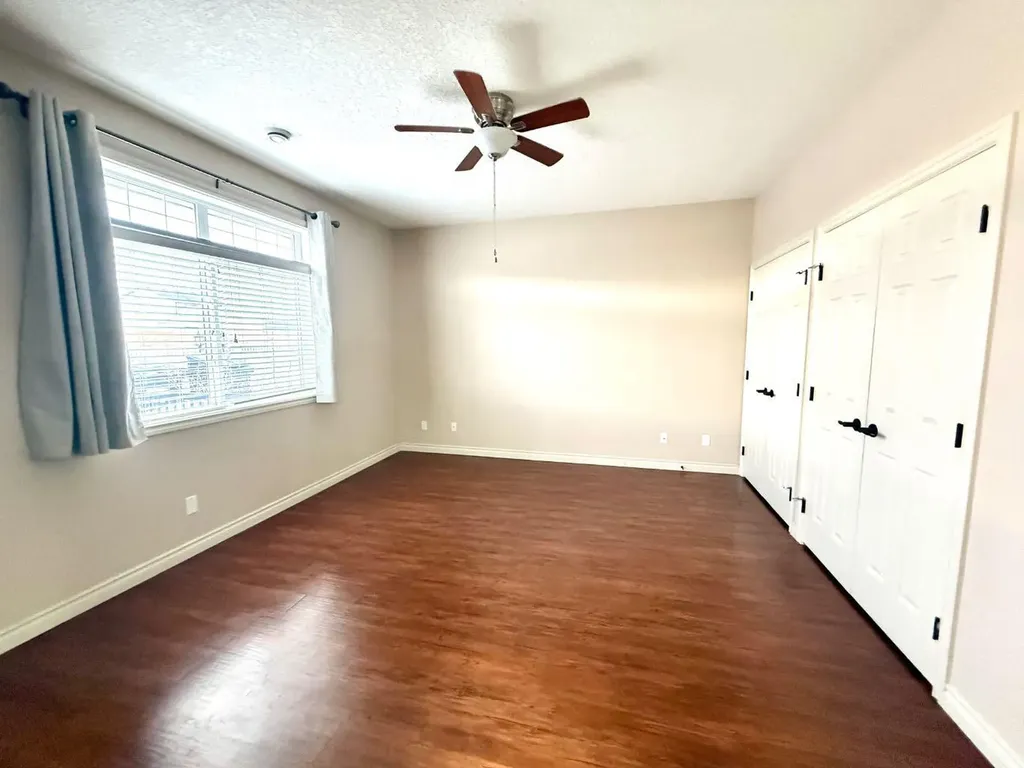 501 Sunvale Crescent NE High River AB T1V 0E8