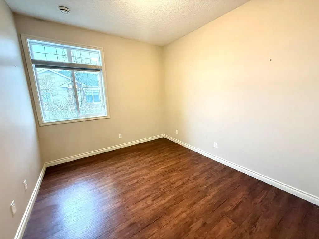 501 Sunvale Crescent NE High River AB T1V 0E8