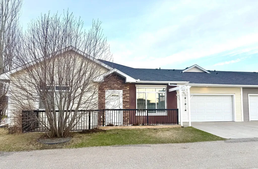 501 Sunvale Crescent NE High River AB T1V 0E8