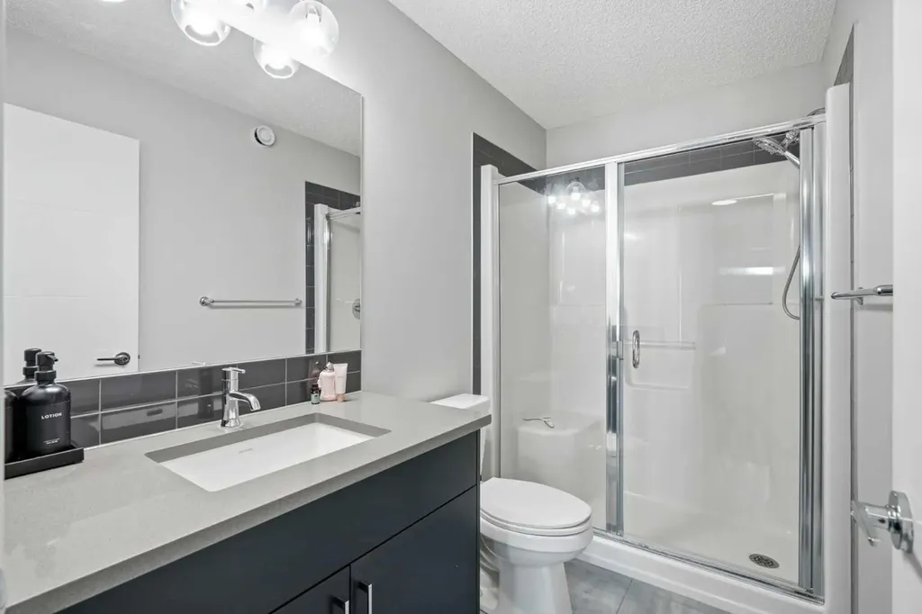 49 Lucas Grove NW Calgary AB T3P 1R4