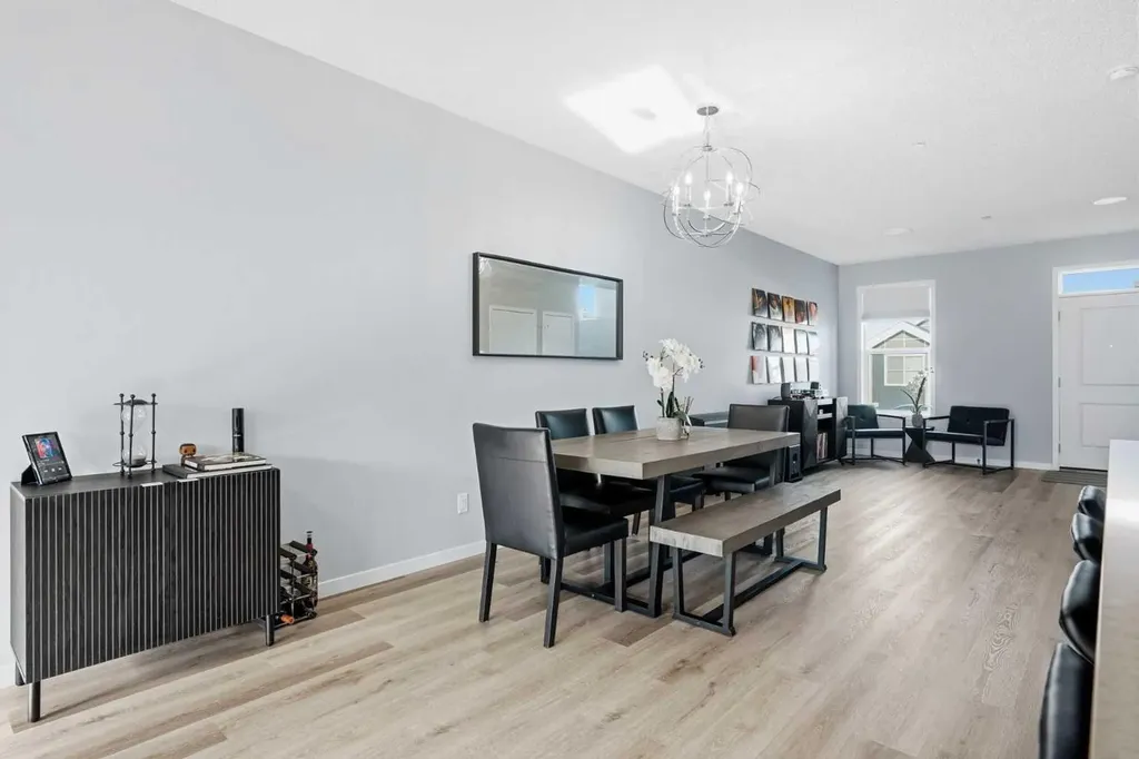 49 Lucas Grove NW Calgary AB T3P 1R4
