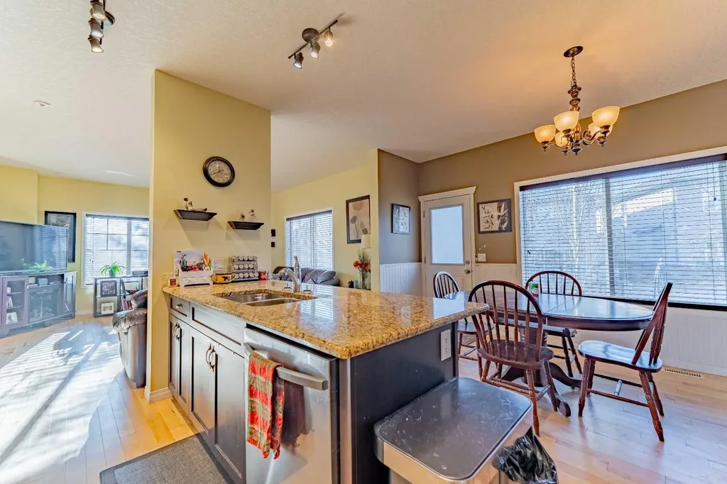 142 West Pointe Circle Cochrane AB T4C 0C2