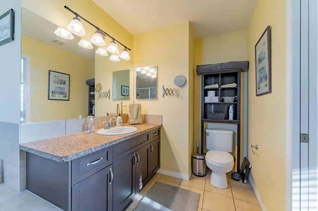 142 West Pointe Circle Cochrane AB T4C 0C2