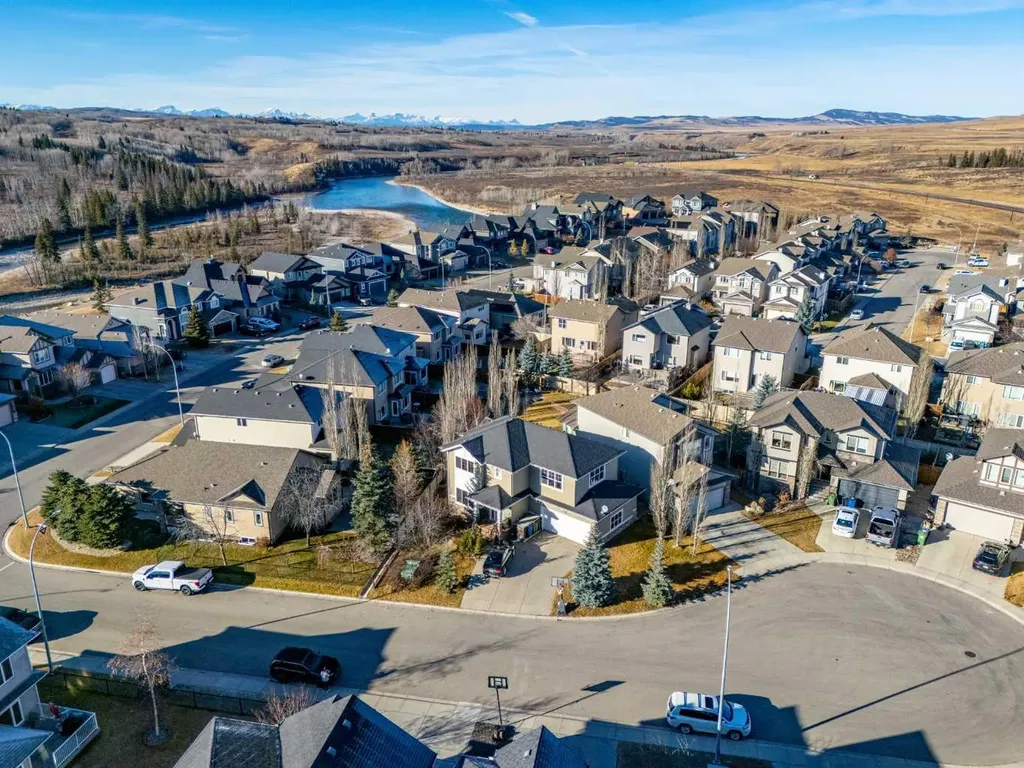 142 West Pointe Circle Cochrane AB T4C 0C2