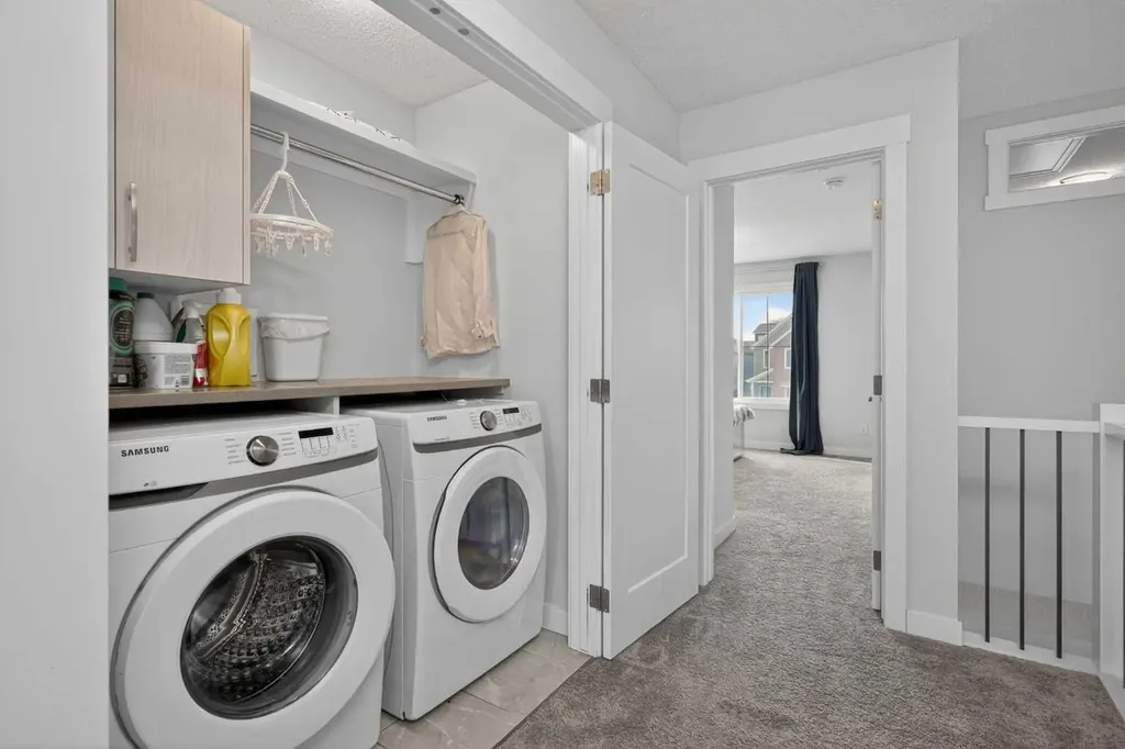 226 148 Avenue NW Calgary AB T3P 1N1