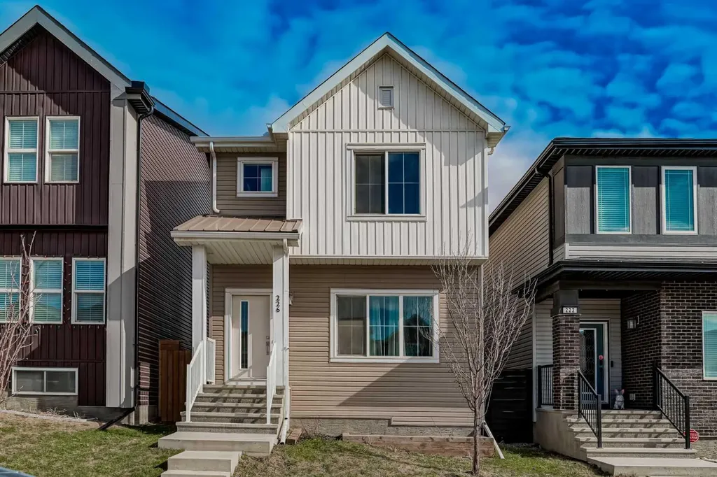 226 148 Avenue NW Calgary AB T3P 1N1