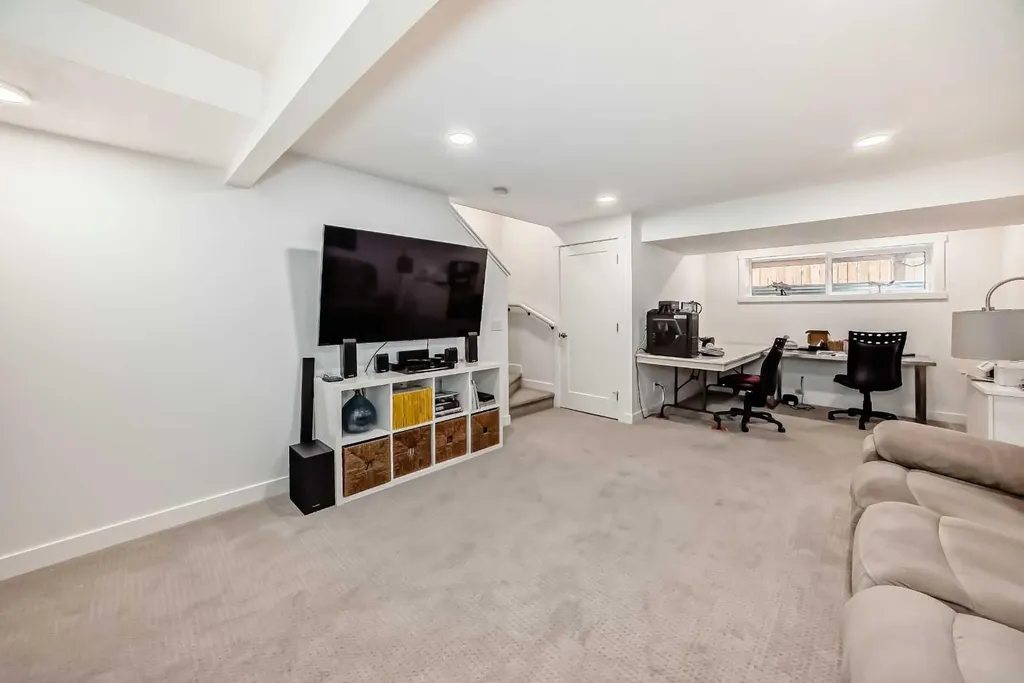 52 Walden Lane SE Calgary AB T2X 2A7