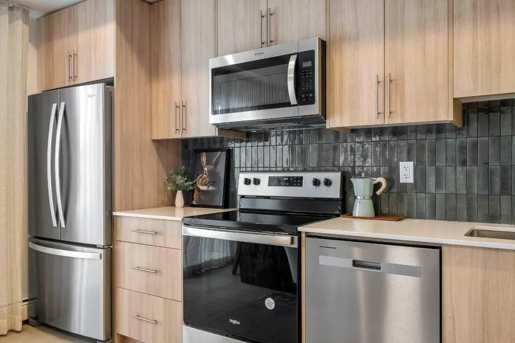 9655 Bowfort Road NW Calgary AB T3B 5X4