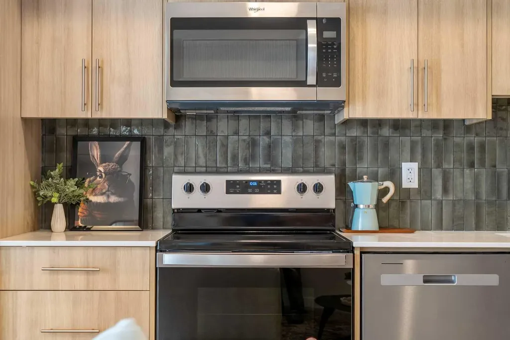 9655 Bowfort Road NW Calgary AB T3B 5X4