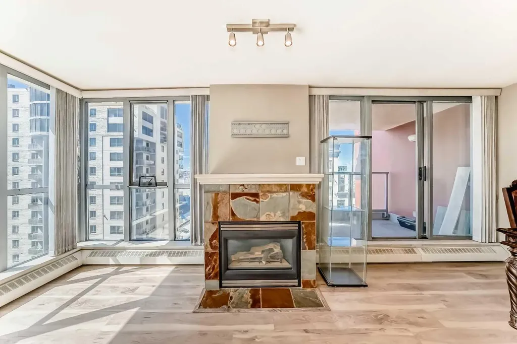 650 10 Street SW Calgary AB T2P 5G4