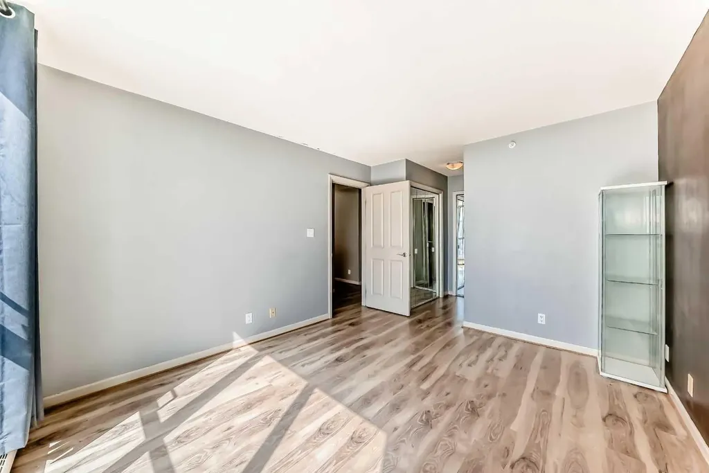 650 10 Street SW Calgary AB T2P 5G4