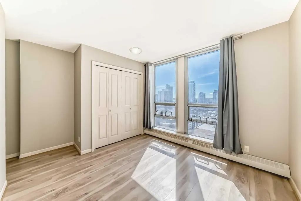 650 10 Street SW Calgary AB T2P 5G4