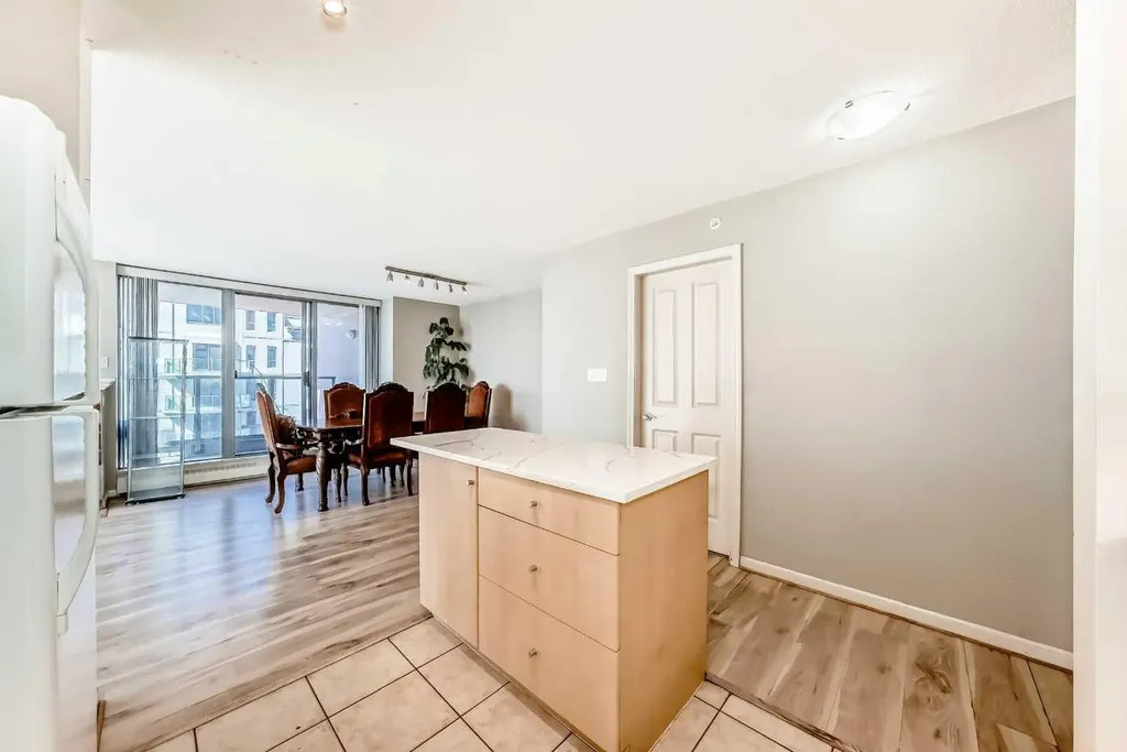 650 10 Street SW Calgary AB T2P 5G4