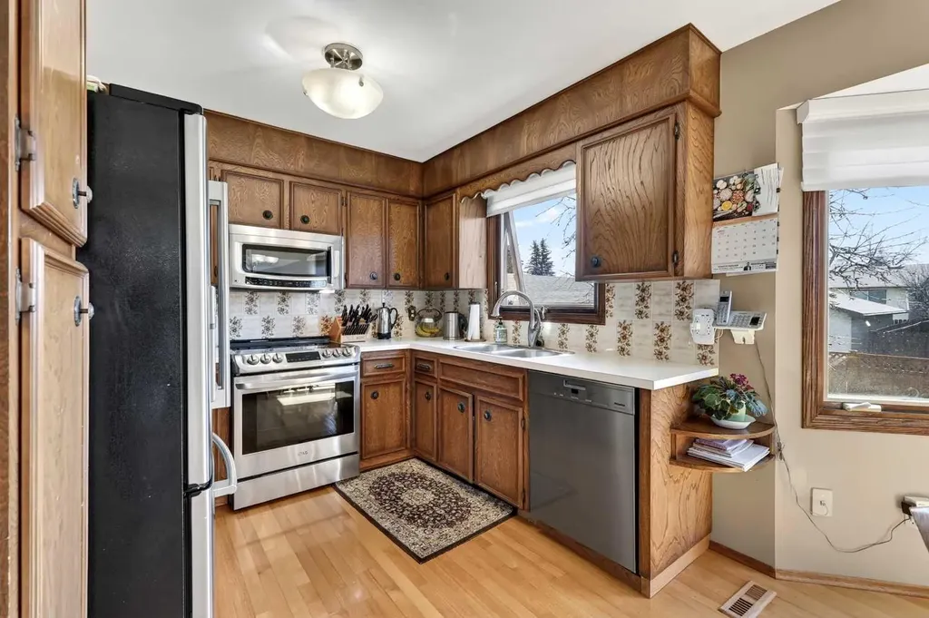 168 Templewood Drive NE Calgary AB T1Y4G8