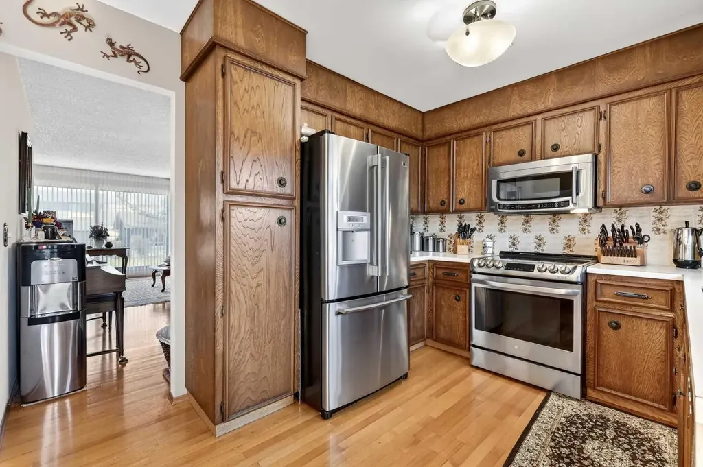168 Templewood Drive NE Calgary AB T1Y4G8