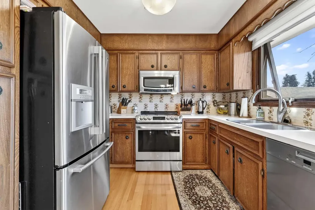 168 Templewood Drive NE Calgary AB T1Y4G8