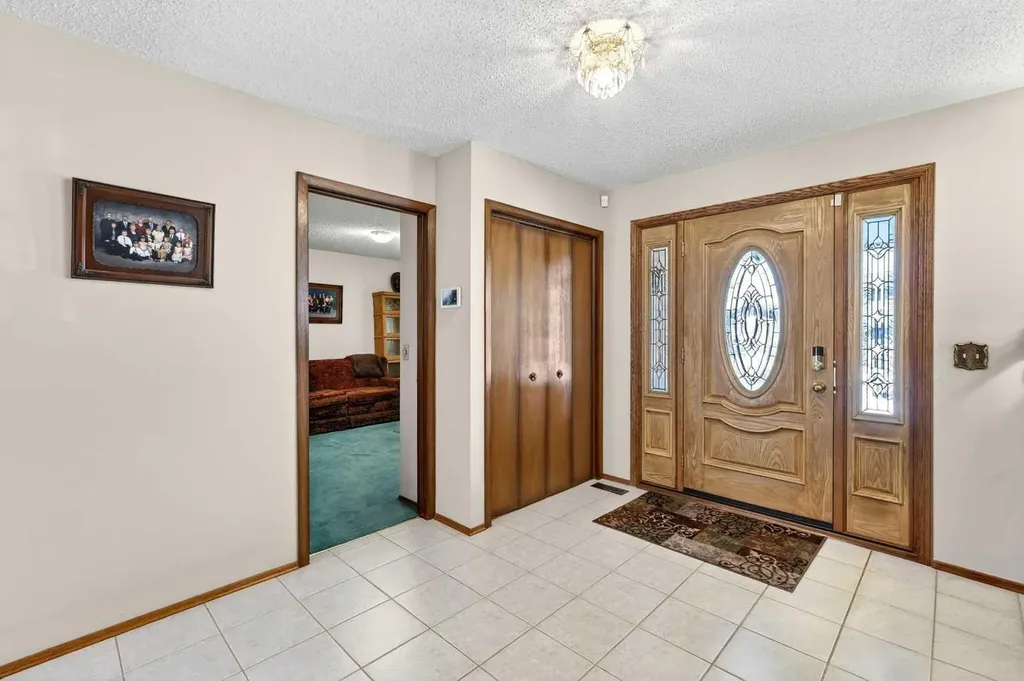 168 Templewood Drive NE Calgary AB T1Y4G8