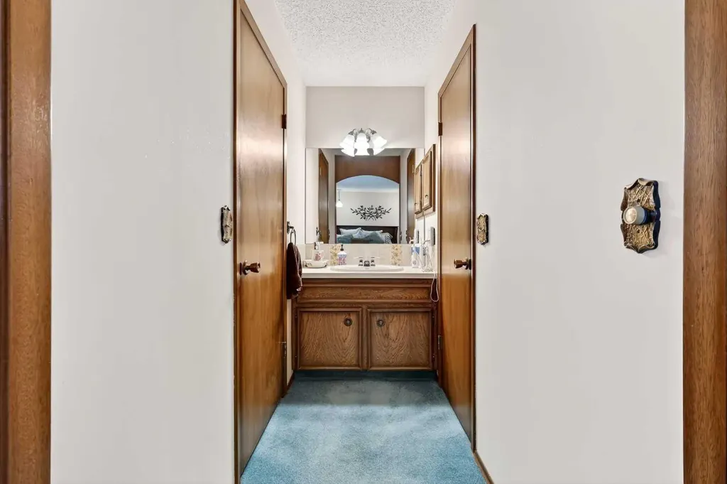 168 Templewood Drive NE Calgary AB T1Y4G8