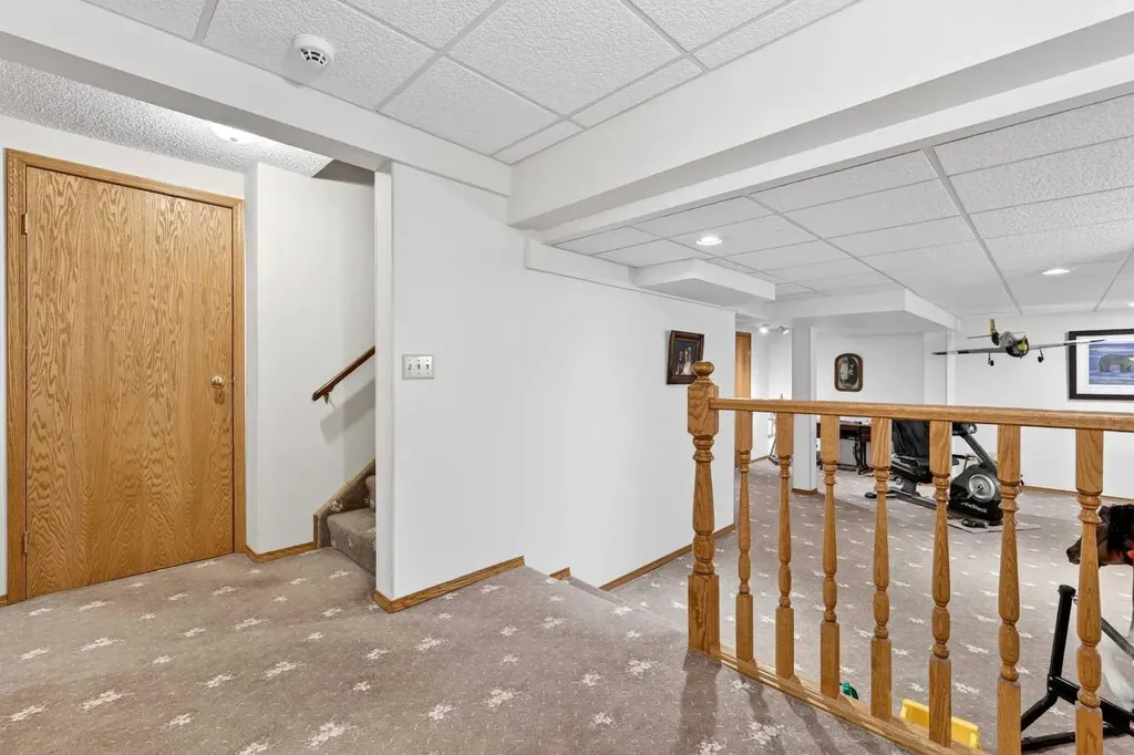 168 Templewood Drive NE Calgary AB T1Y4G8