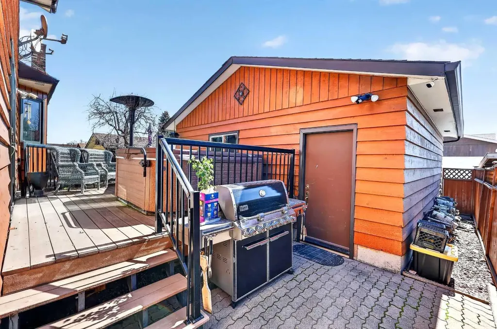 168 Templewood Drive NE Calgary AB T1Y4G8