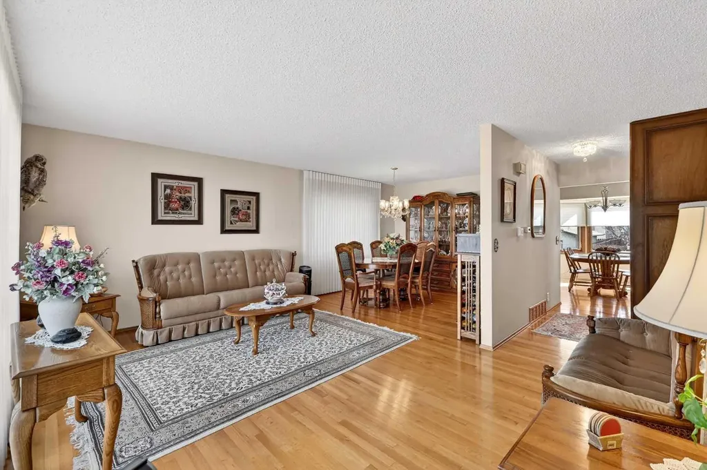 168 Templewood Drive NE Calgary AB T1Y4G8