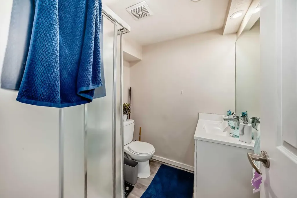 110 Edgeburn Crescent NW Calgary AB T3A 4K3