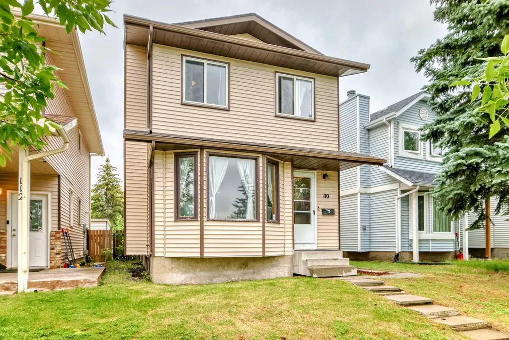 110 Edgeburn Crescent NW Calgary AB T3A 4K3