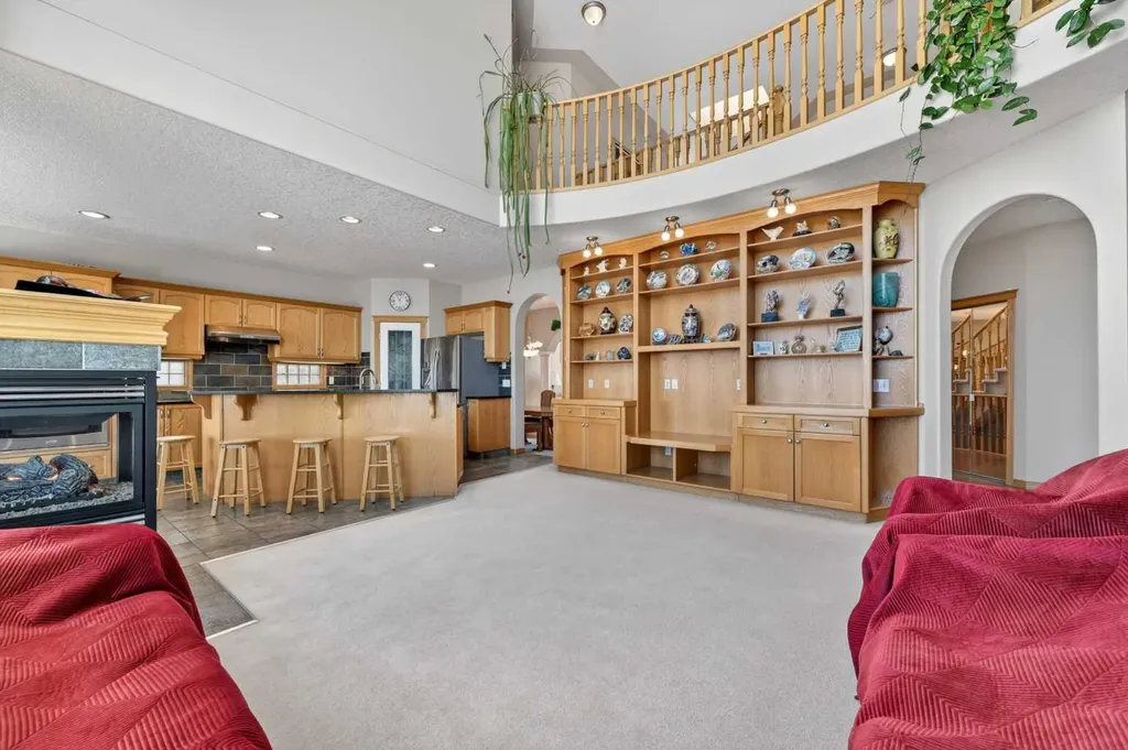 359 Rocky Ridge Drive NW Calgary AB T3G4X3