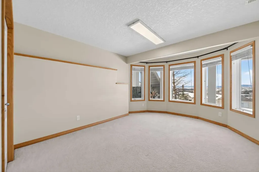 359 Rocky Ridge Drive NW Calgary AB T3G4X3