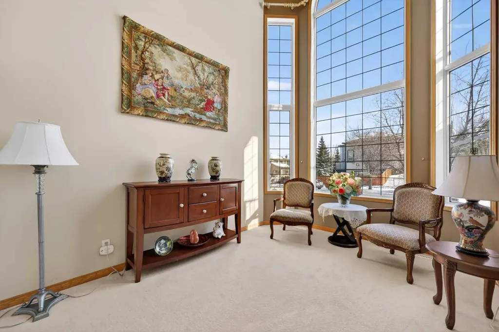 359 Rocky Ridge Drive NW Calgary AB T3G4X3