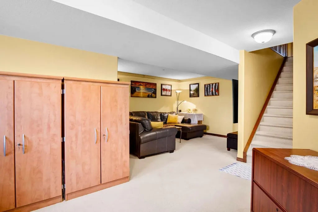 41 Stromsay Gate Carstairs AB T0M0N0