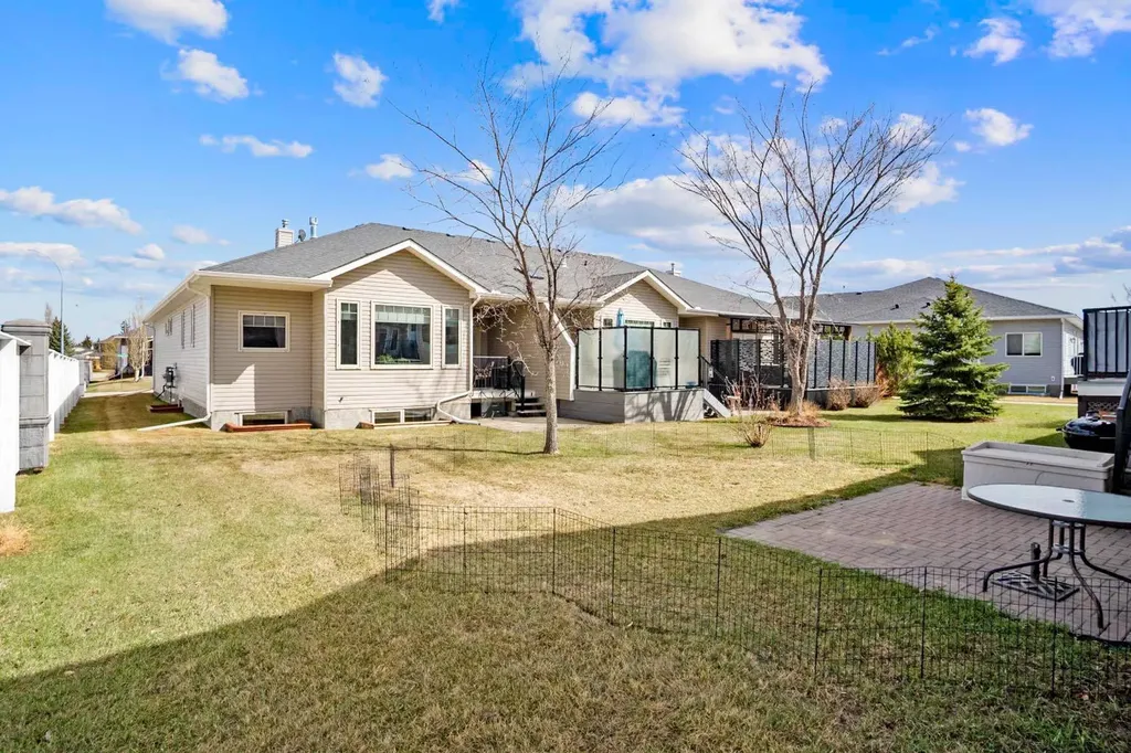 41 Stromsay Gate Carstairs AB T0M0N0