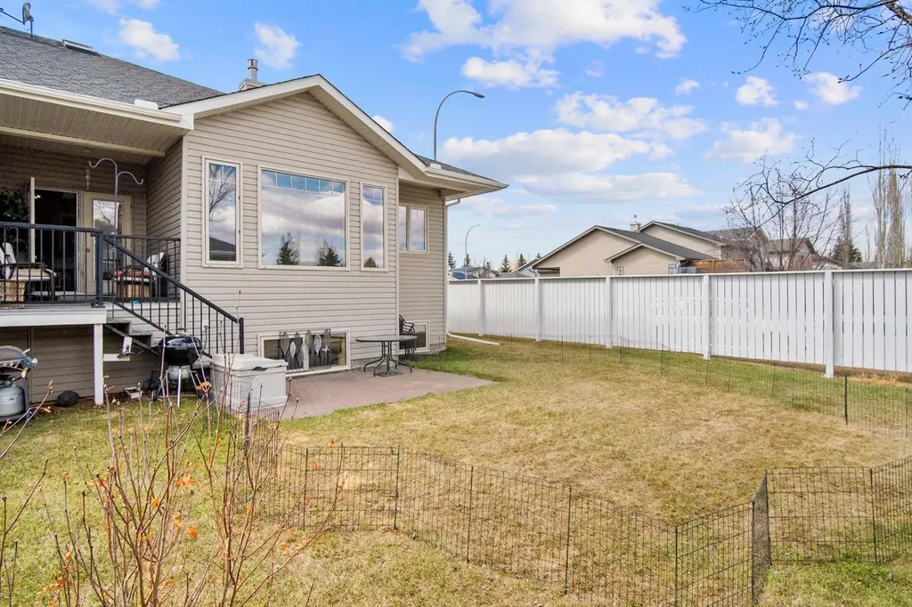 41 Stromsay Gate Carstairs AB T0M0N0