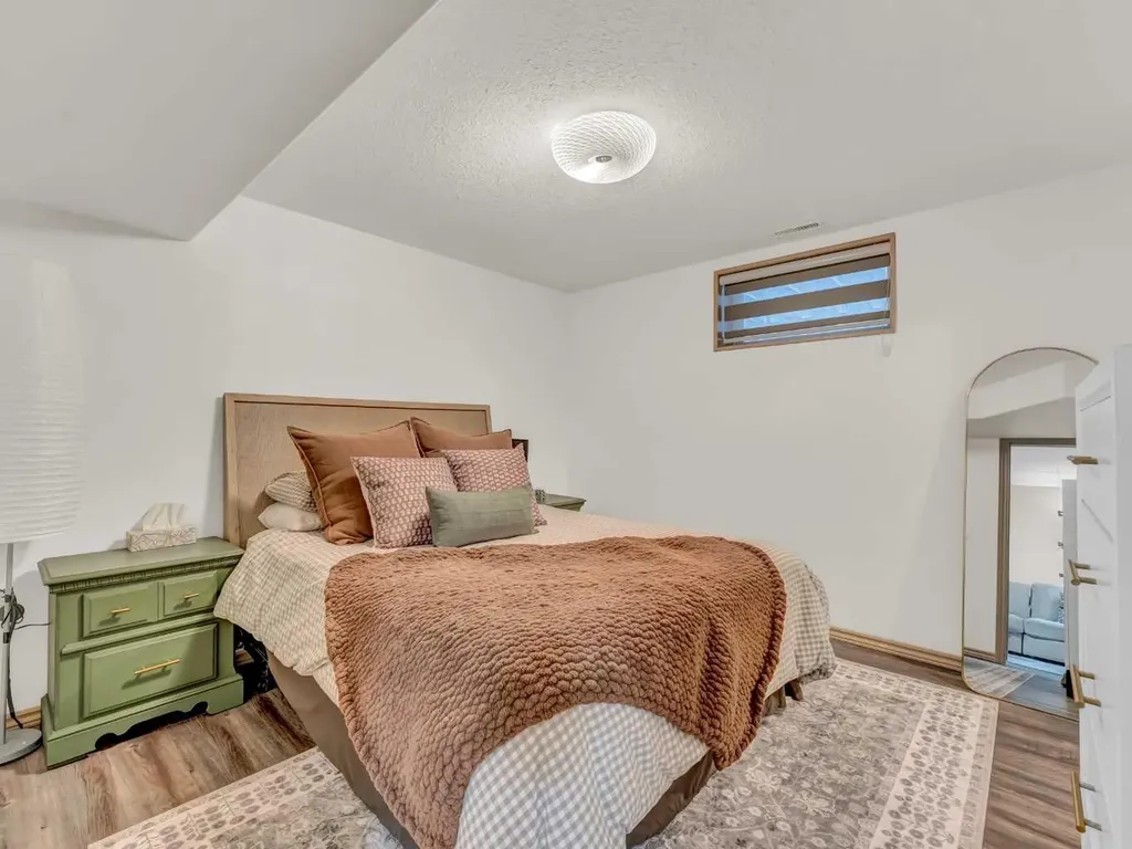 109 9 Street NE Medicine Hat AB T1A 5S2