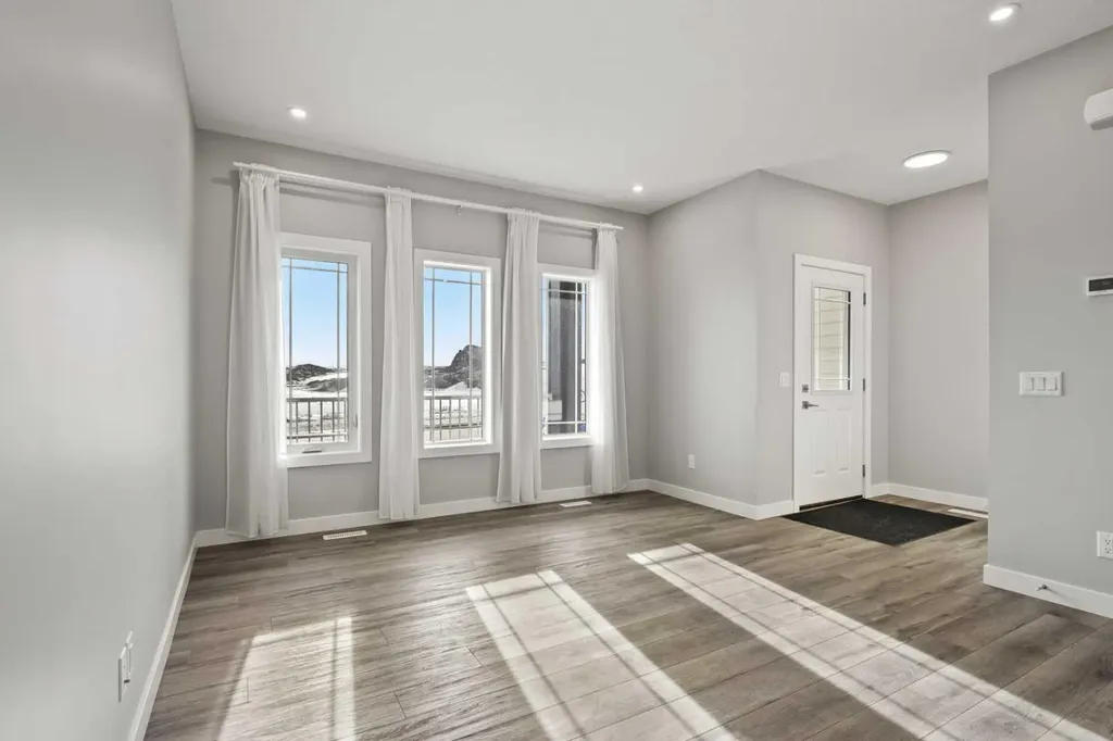 1058 Alpine Avenue SW Calgary AB T2Y 0T1