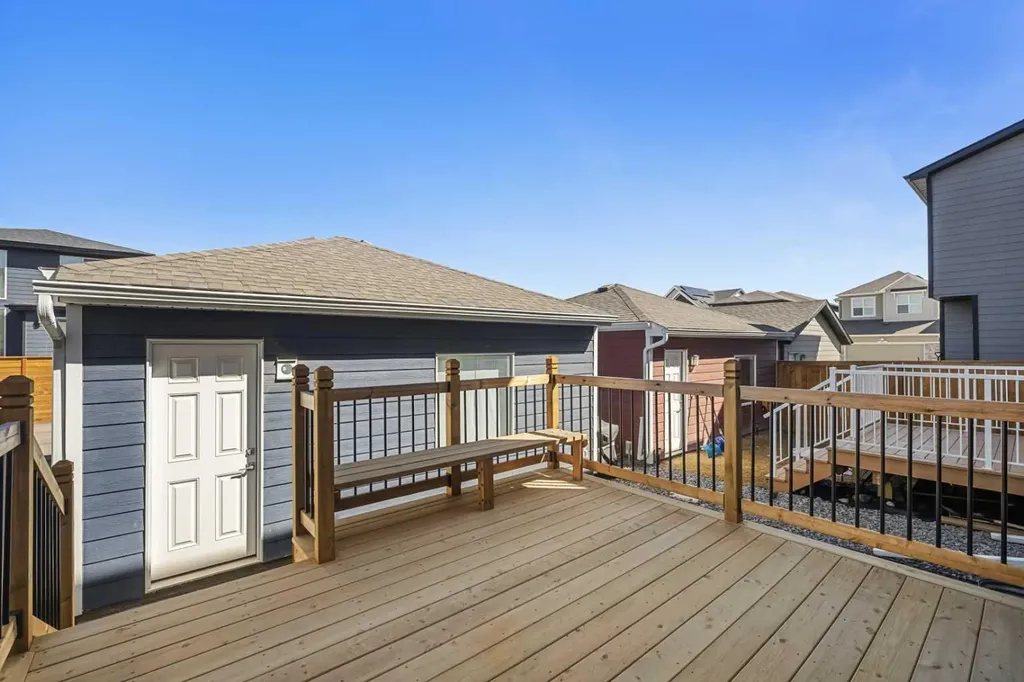 1058 Alpine Avenue SW Calgary AB T2Y 0T1