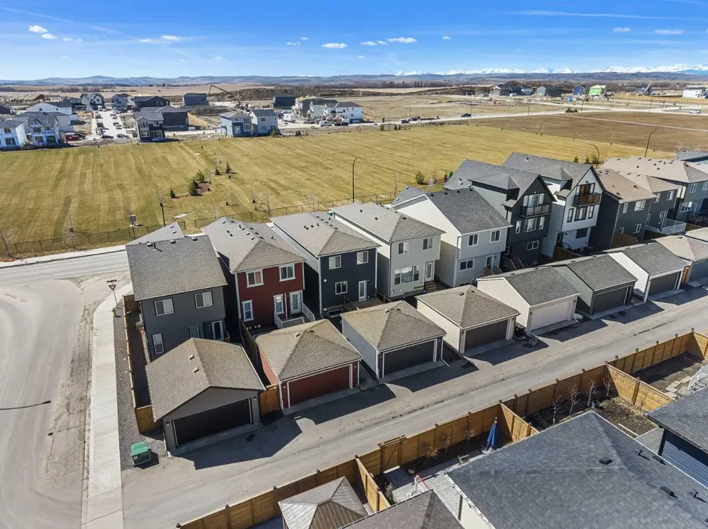 1058 Alpine Avenue SW Calgary AB T2Y 0T1