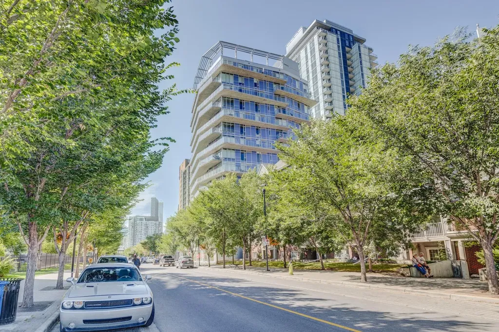 624 8 Avenue SE Calgary AB T2G 1S7
