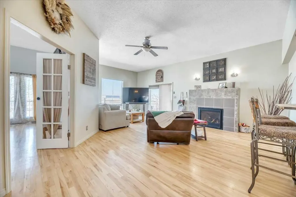 233076 Range Road 245 Rural Wheatland County AB T1P 1J6